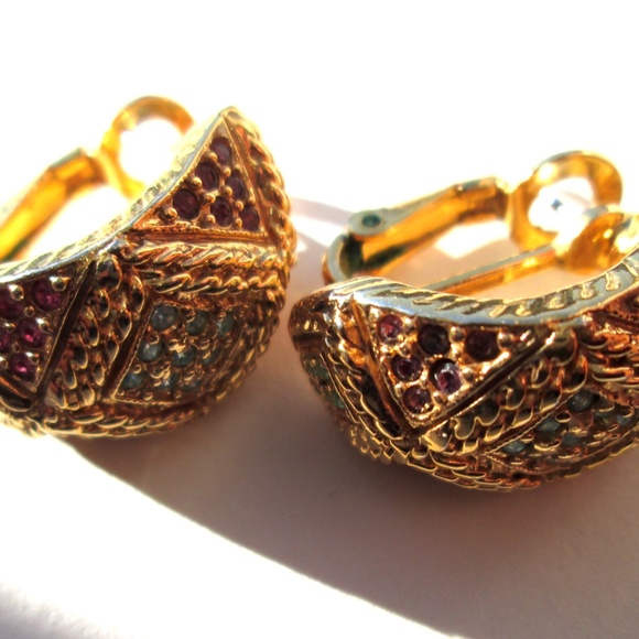 ✨ D'ORLAN 22K Gold Plated Pastel Multicolour Swarovski Crystal Half Hoops Signed - Picture 5 of 15